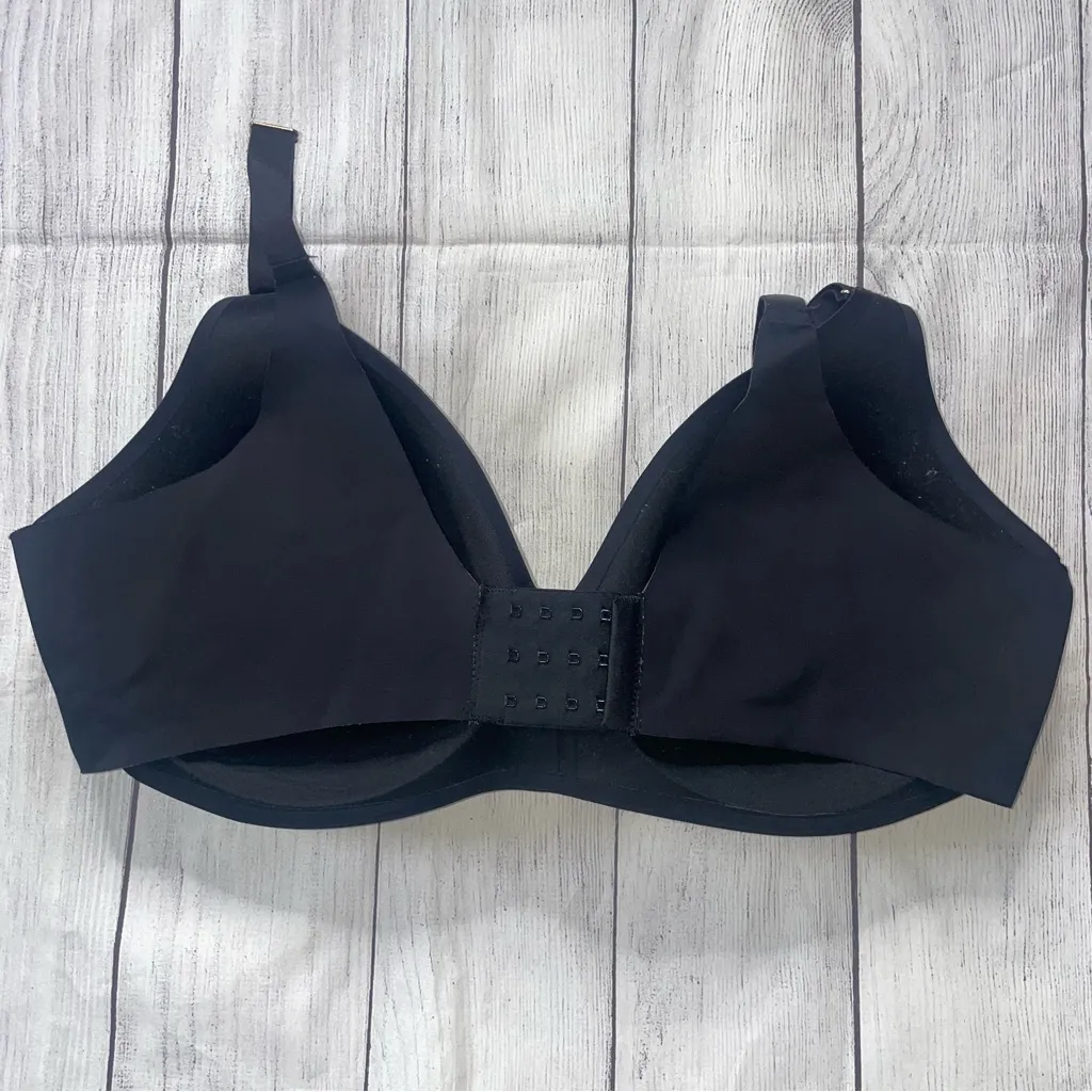 Soma  Vanishing 360 Wireless Bra - Image 3