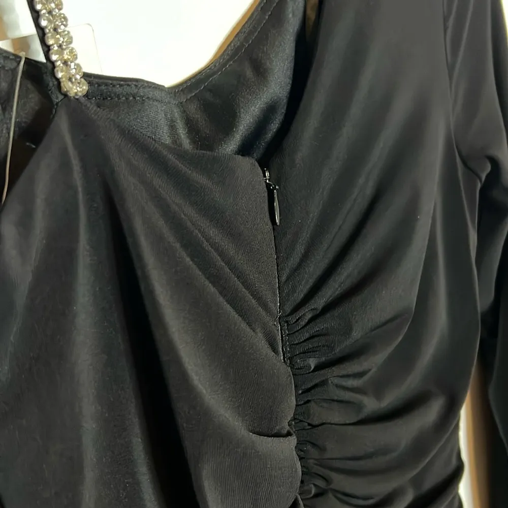 NWT  Rhinestone-Trim One-Shoulder Gown - Image 4