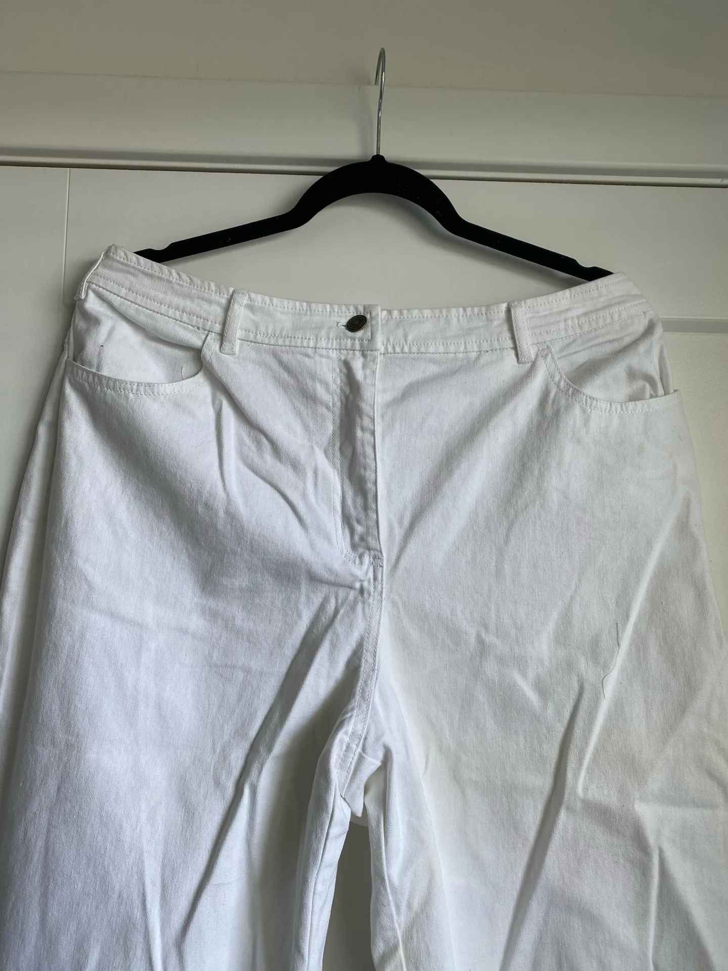 Denim & Co. Womens Denim Jeans White Size PL Petite Embroidered Floral NWOT - Image 7