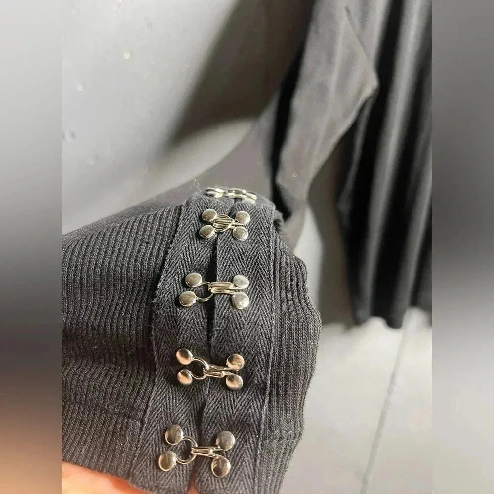 Chaser Women's Sz Small Black Henley - Image 4