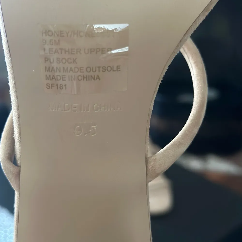 Steve Madden Suede Honey Heeled Sandal - Image 4