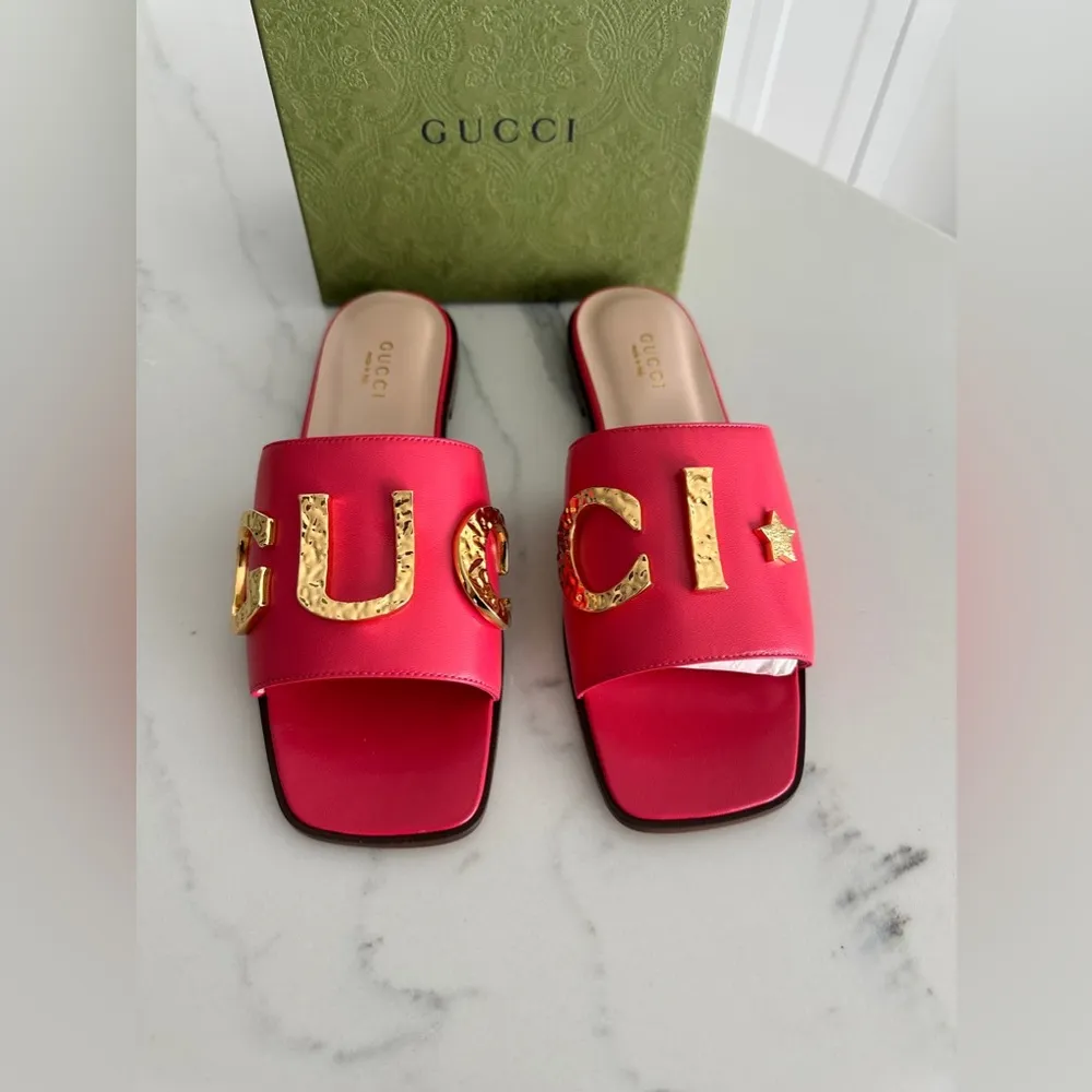 Gucci Cara Leather Slide Sandals - Image 3