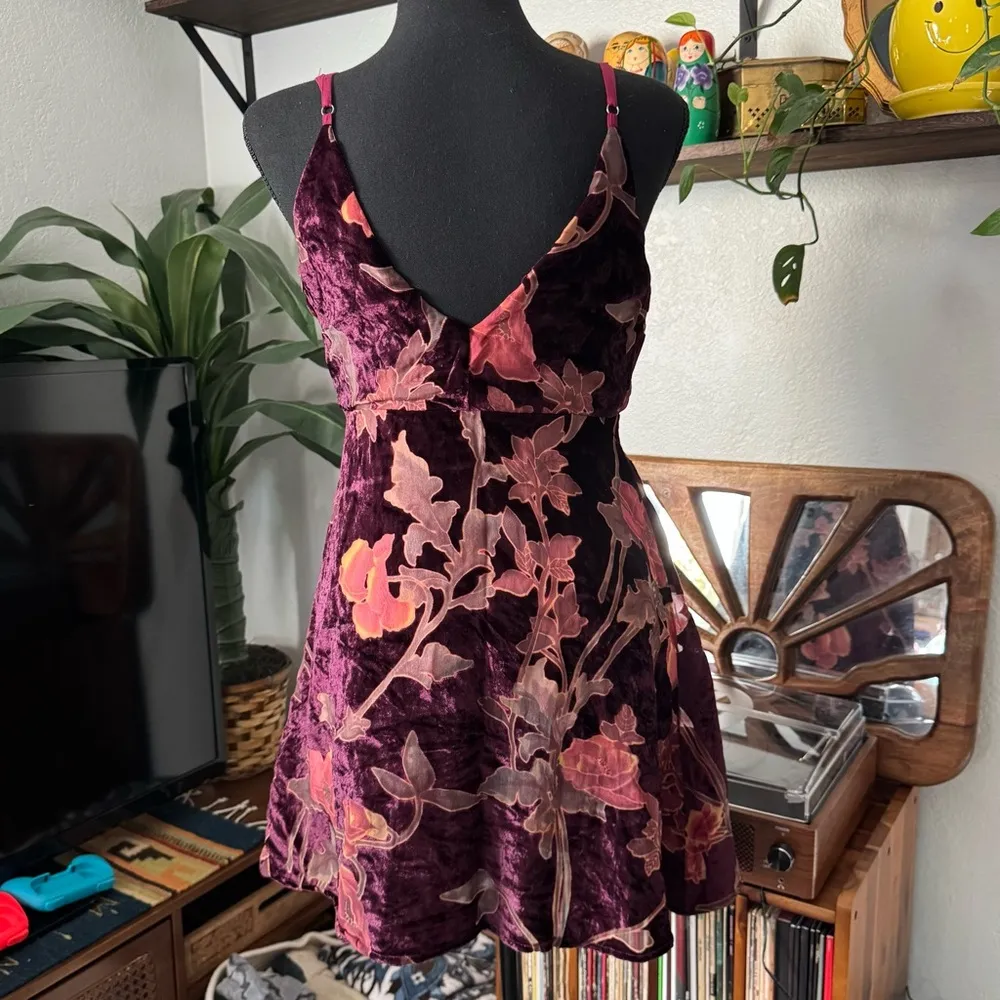 Lulus Catharine Plum Purple Floral Print Burnout Velvet Mini Dress Red Size M - Image 10