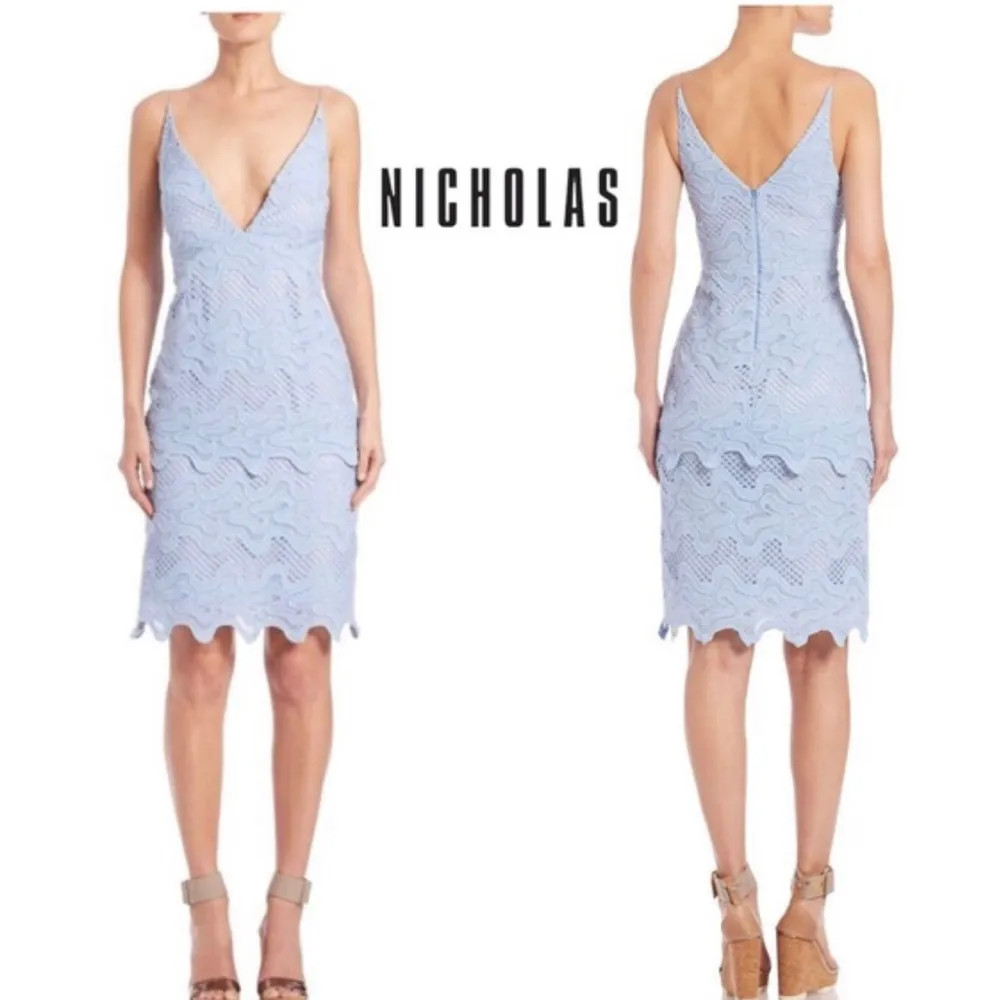 Nicholas blue guipure lace‎ scalloped party dress size 8 - Image 2