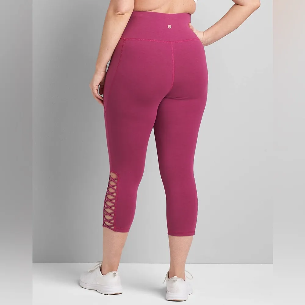 NWT Livi Active Sz 14/16 High Rise Stretch Crop Leggings Capri Pink Berry - Image 4