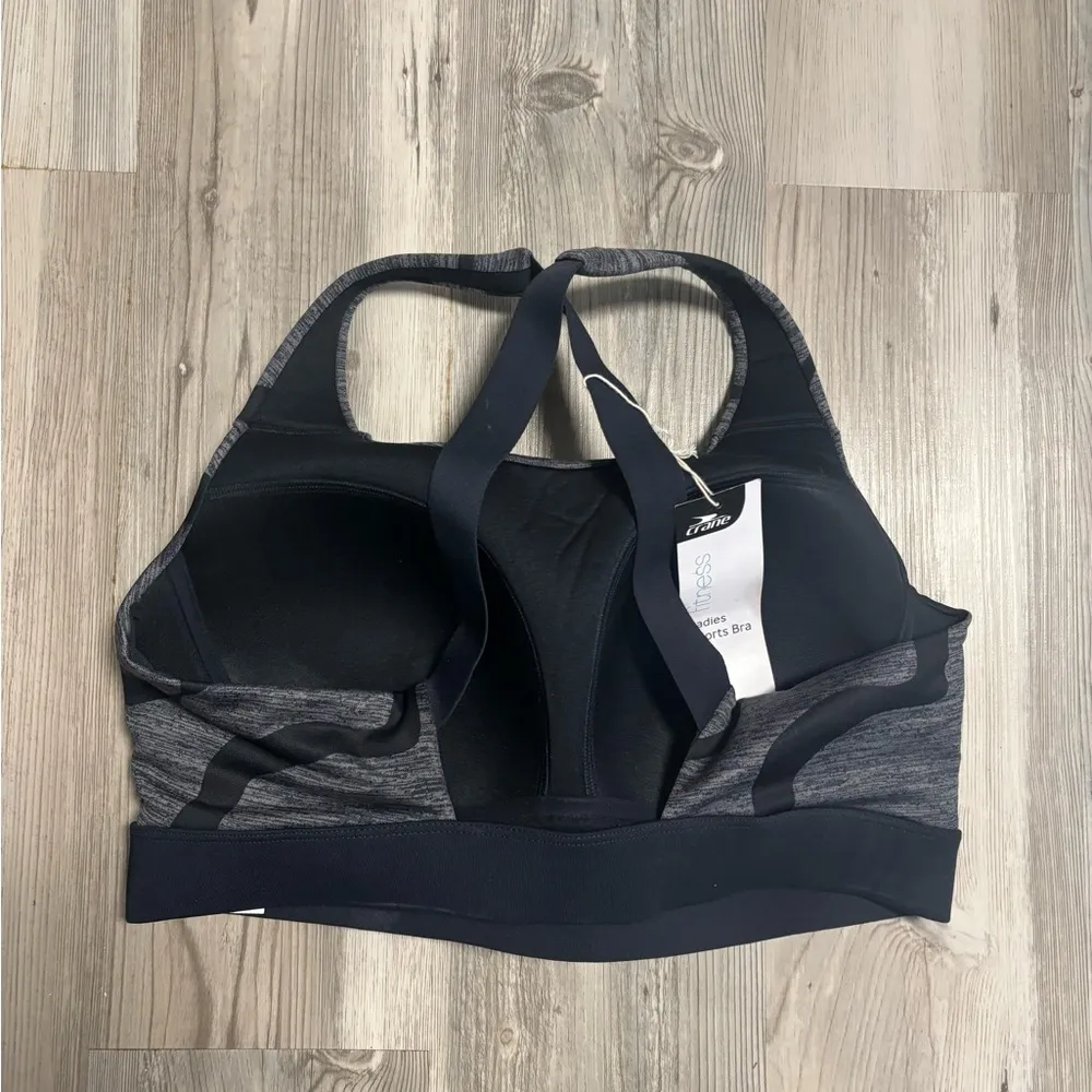 NWT size Large fits 38B/38C Supportive Padding, Grey and black sports bra - Image 2