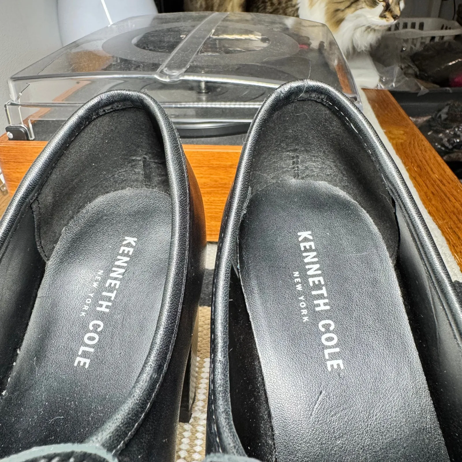 KENNETH COLE Justin Lug Loafer Booties Women 9M 90s Chunky Block Heel Leather - Image 5