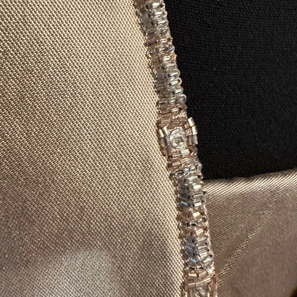 Elegant Gold Women's Jacket and sleeveless dress. Size 14 - Image 3