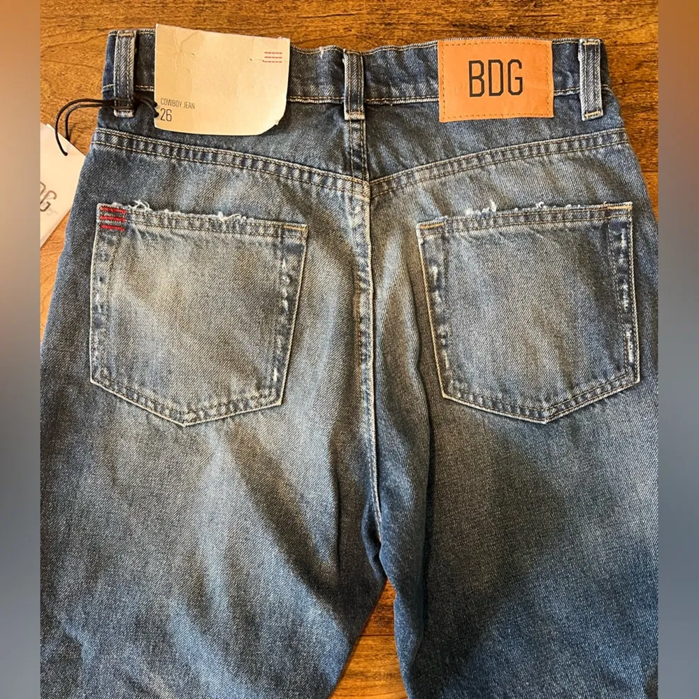 Urban Outfitters X BDG High-Waisted Cowboy Jeans Size 26 NWT - Image 4