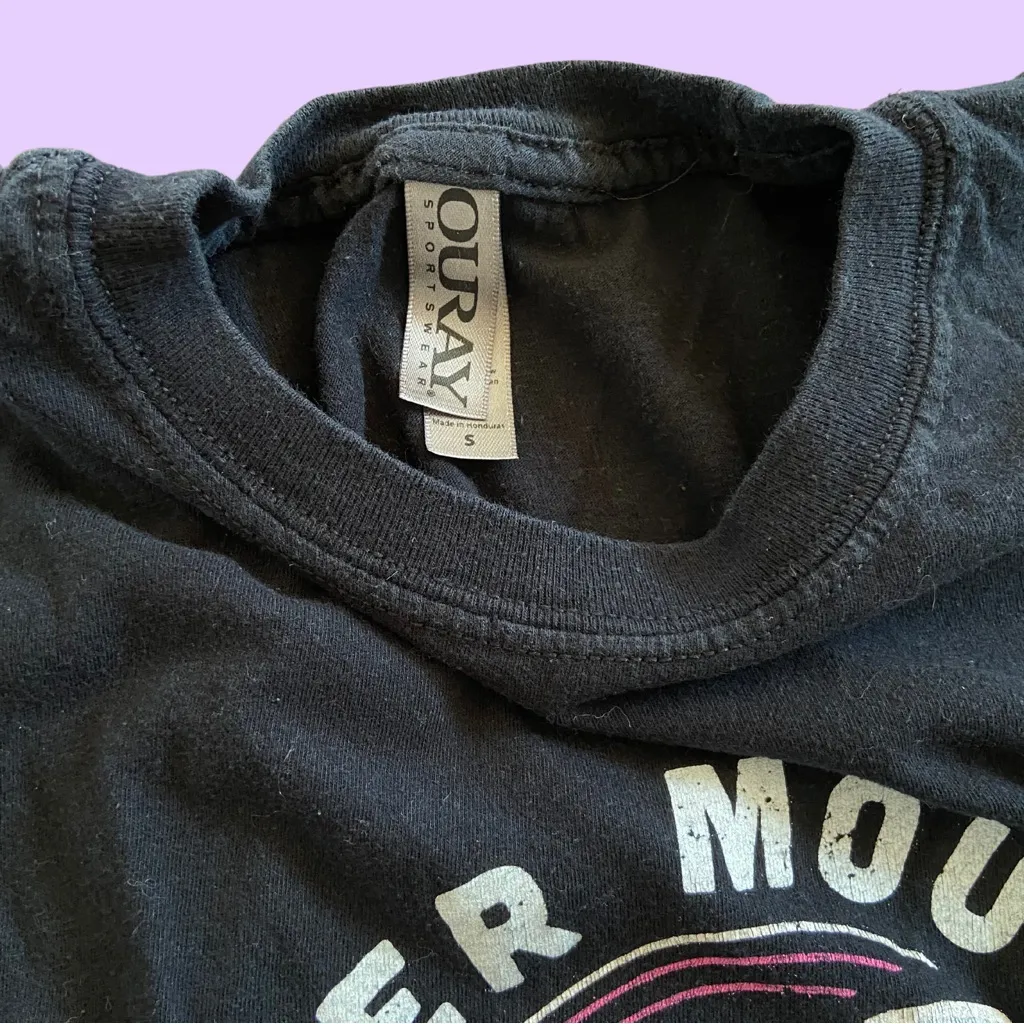 Powder Mountain Just Chillin Skull Black Graphic T Shirt 🔥 - Image 2