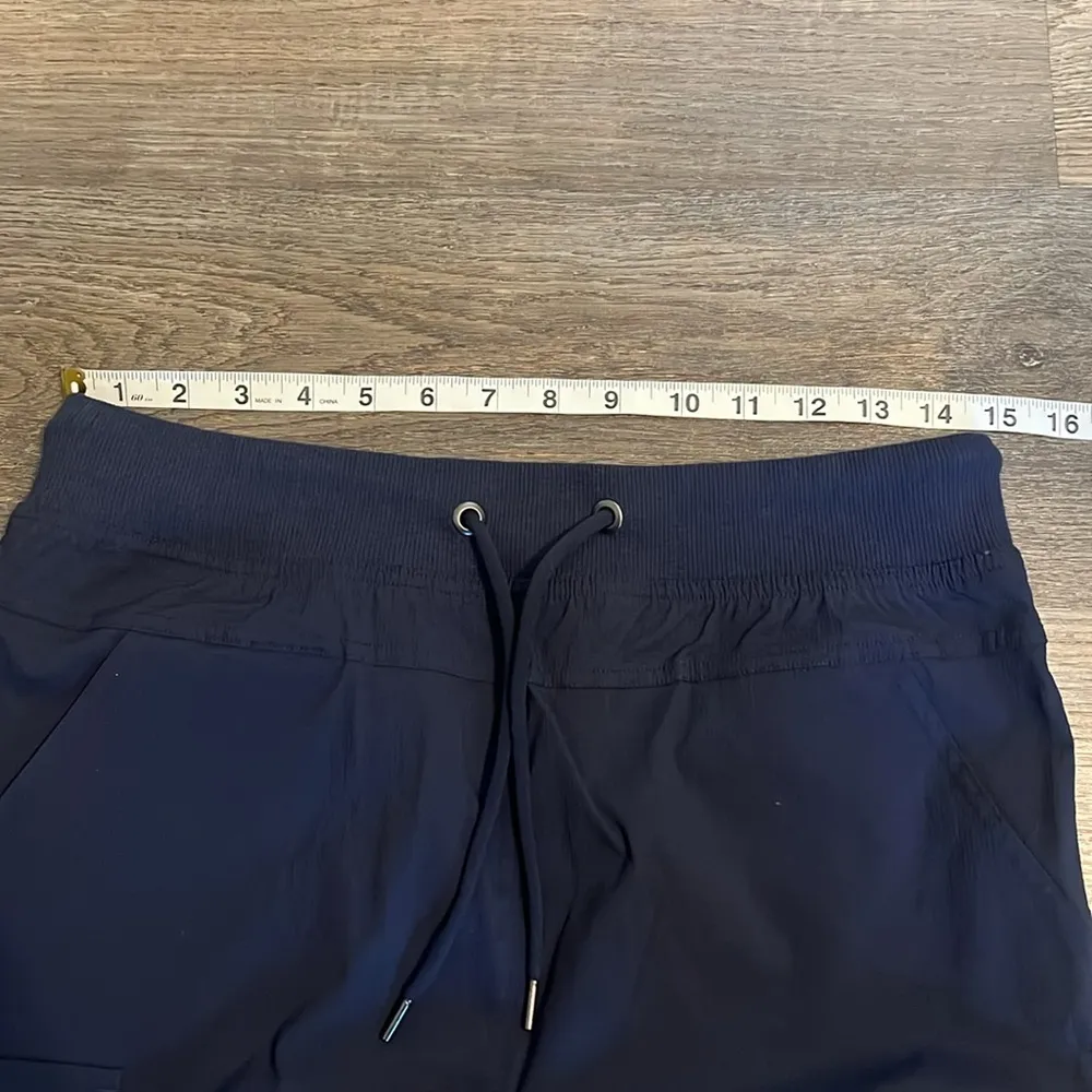 Telluride Women’s Navy Blue Pull On w/ Drawstring Waist Athletic Skort - Image 6