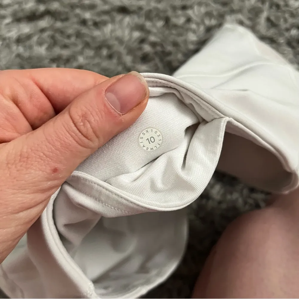 Lululemon Lululemon Ready Set Go Crop (21") white size 10 - Image 9