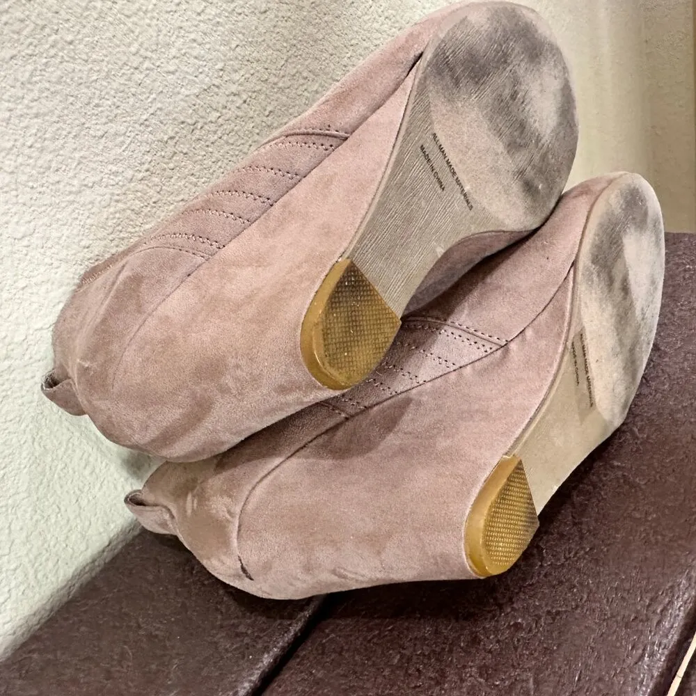 REPORT Gavin Style Suede Wedge Booties Shooties - Image 10