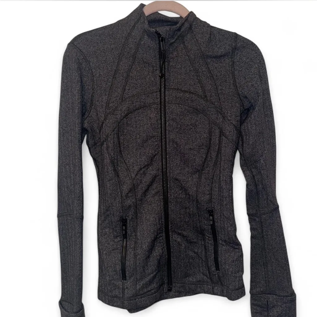 Lululemon Define Jacket Herringbone Full Zip Thumbholes Size 6 - Image 2