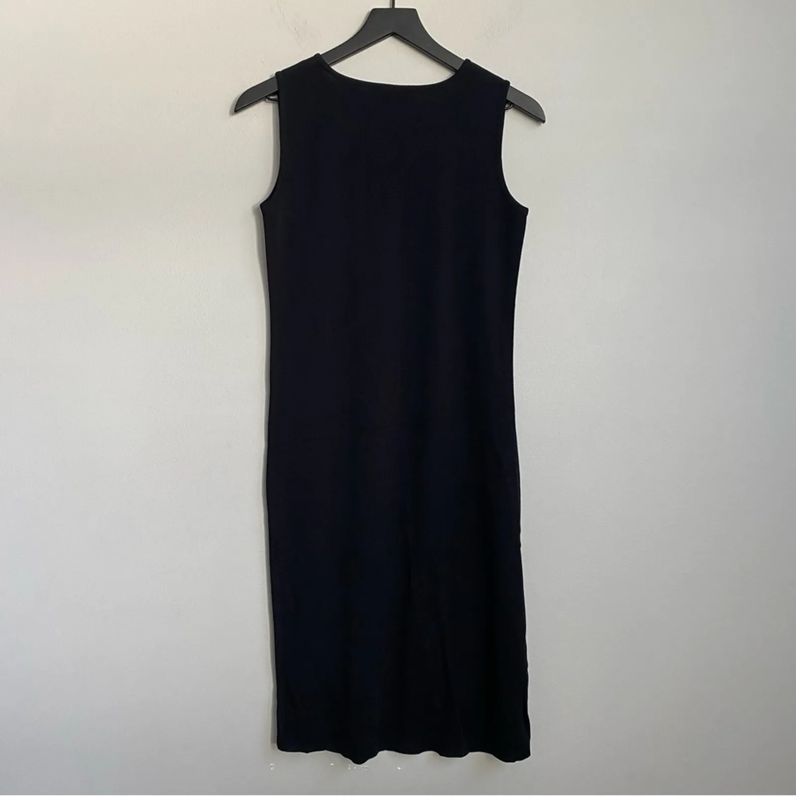 Exclusively Misook Sleeveless Black Dress - Image 7
