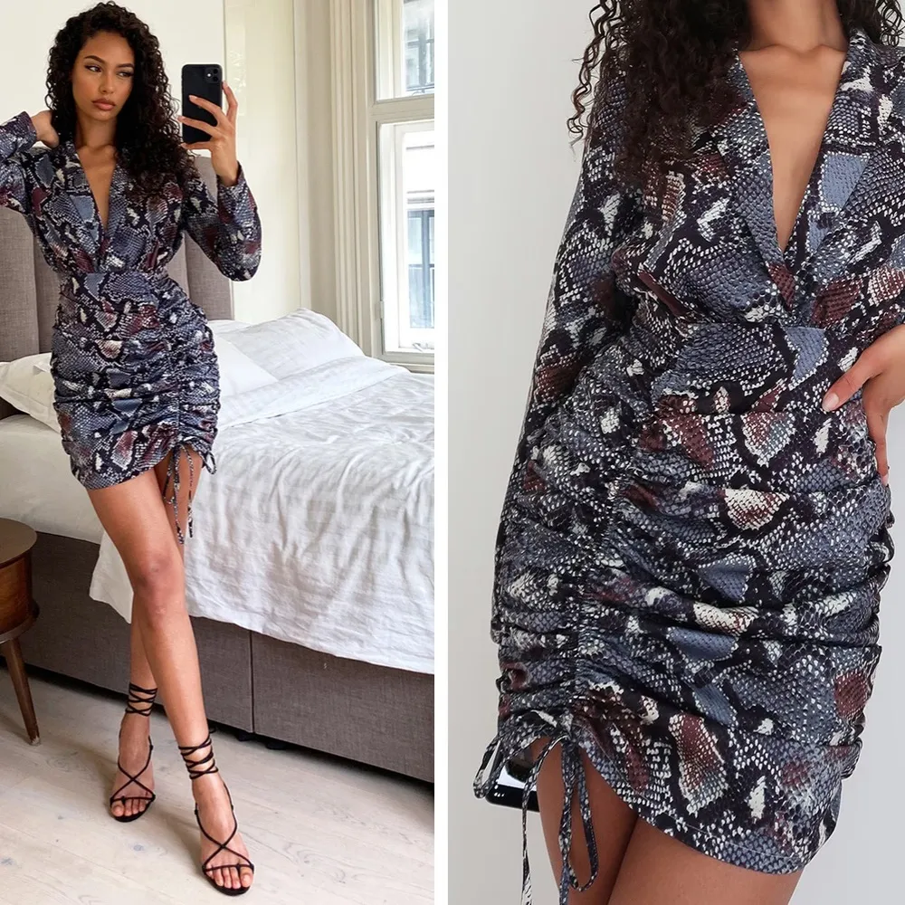 NWT PrettyLittleThing | Grey Snake Print Ruched Deep Plunge Blazer Dress | 8 - Image 7