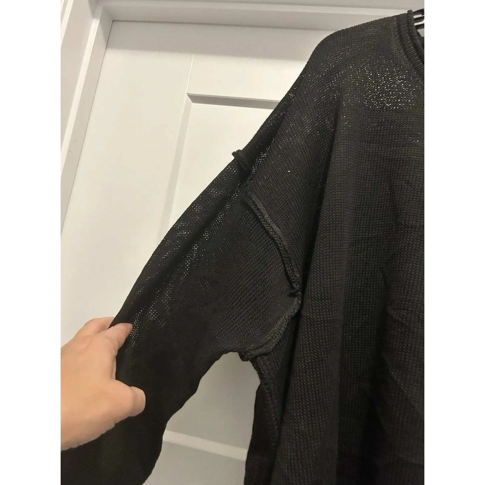 New Easel Los Angeles Women’s Small Black Oversized Thin Sweater Distressed Boxy - Image 6