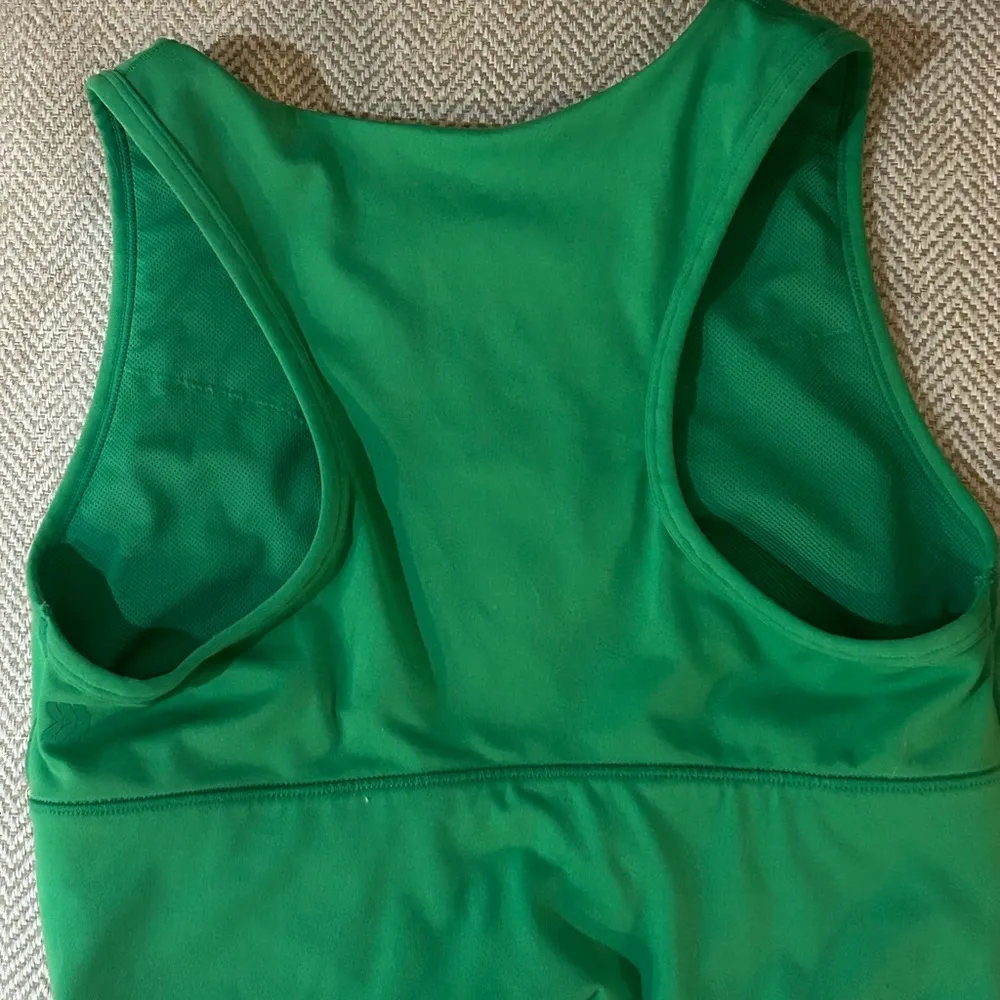 All in Motion green bra/tank - Image 2