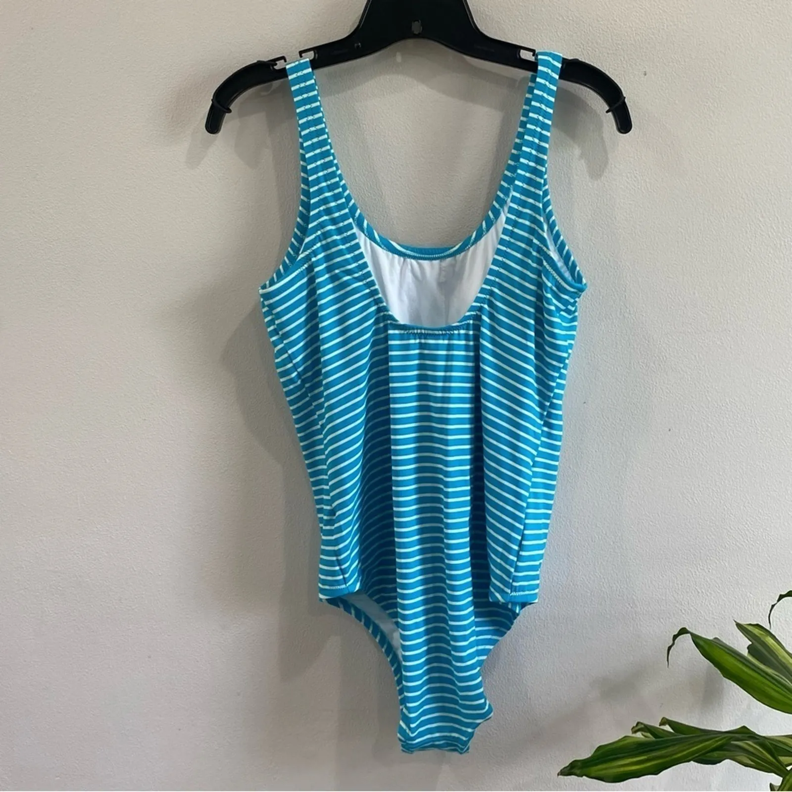 Amazon Essentials Blue White Striped One Piece Swimsuit NWT Size Large - Image 3