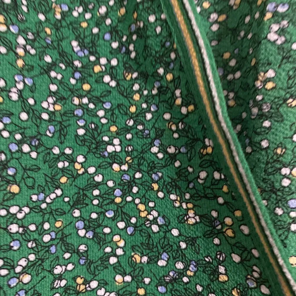 Max Studio  green wrap dress - Image 2