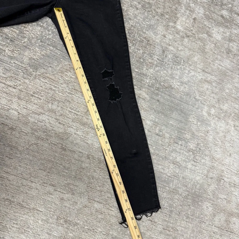 Old Navy Black Ankle Cropped Jeans Skinny Rockstar Distressed Jeans Tall - Image 6