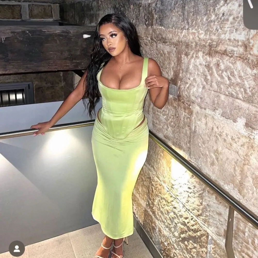 HOUSE OF CB 'Rafa' Lime Satin Longline Corset NWOT size‎ XL - Image 3