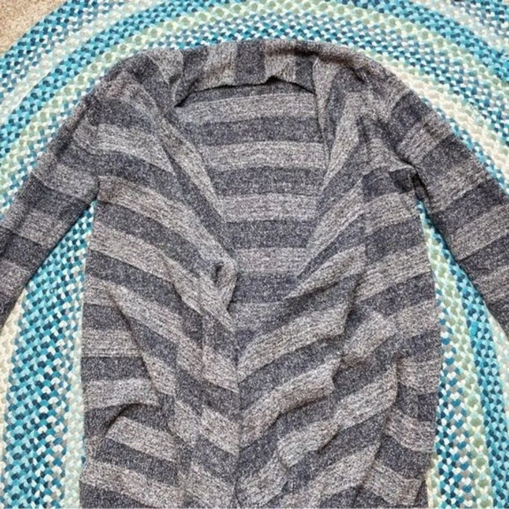 Barefoot Dreams  Sweater - Image 4