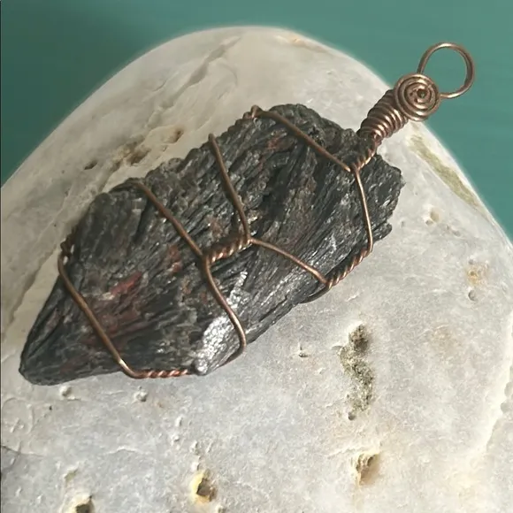 Handcrafted Vintage Kyanite Black Stone Intricately Wire Wrapped Pendant - Image 1