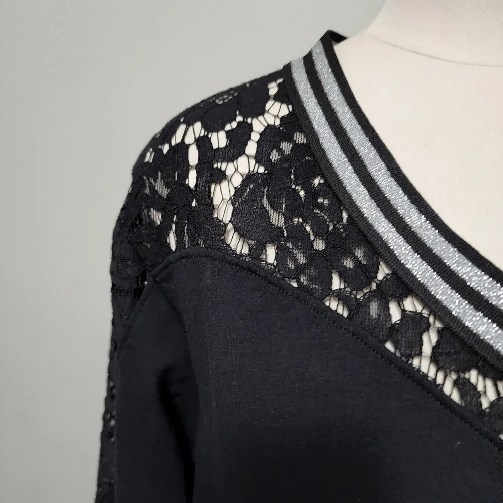 La Bellum Hillary Scott black lace contrast french terry sweatshirt size large - Image 2