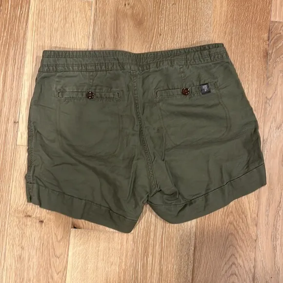 The north face women’s green‎ shorts with drawstring and button Green Size 4 - Image 3
