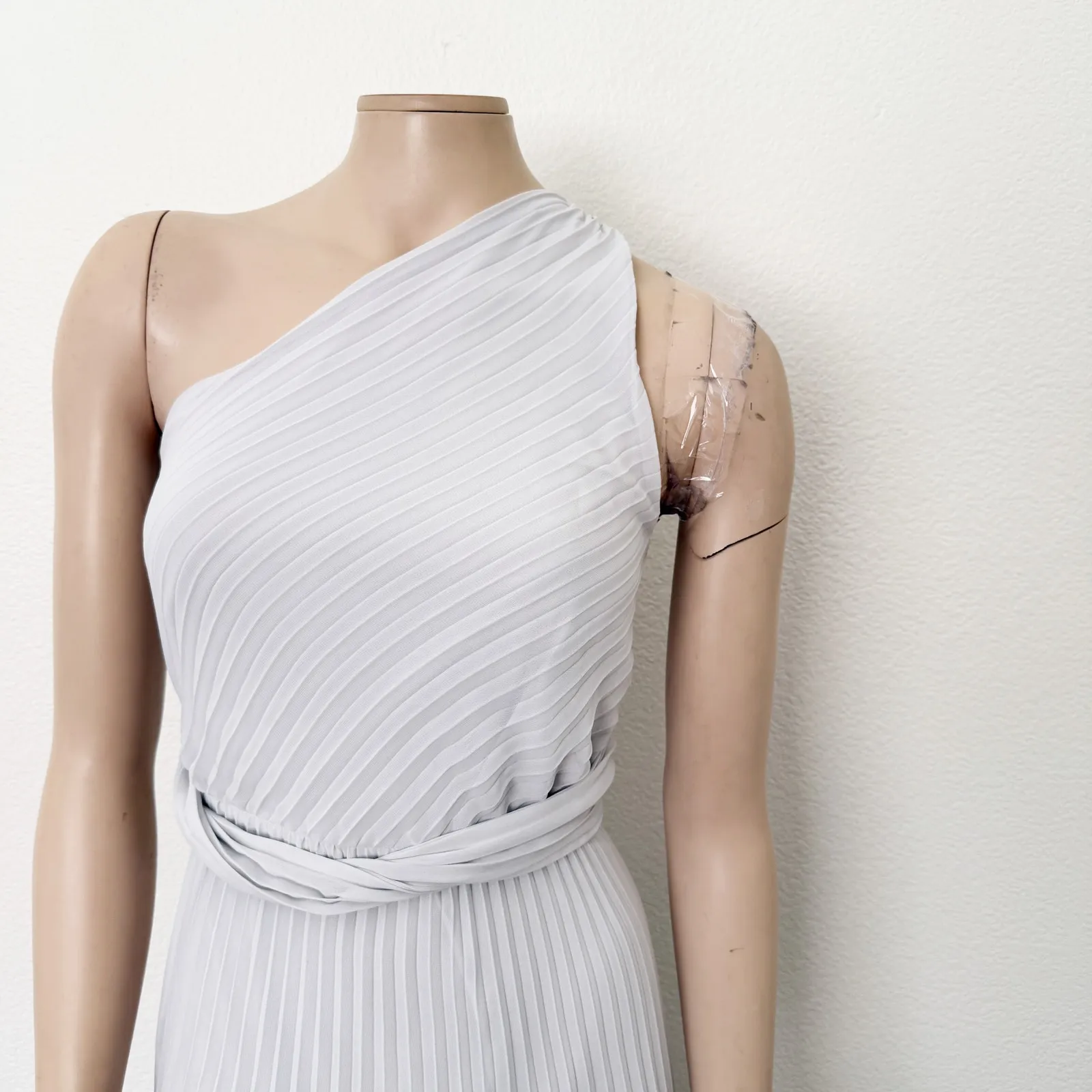 [Express] Oyster Mushroom Twist Front Pleated One-Shoulder Maxi Dress NWT Sz XL - Image 9