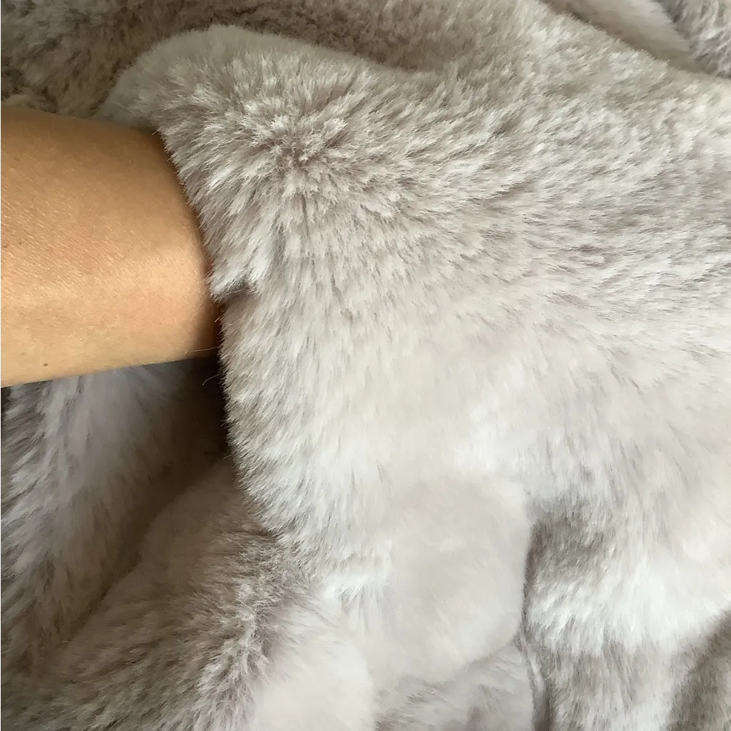 Modern faux fur jacket 🌸NWOT - Image 6