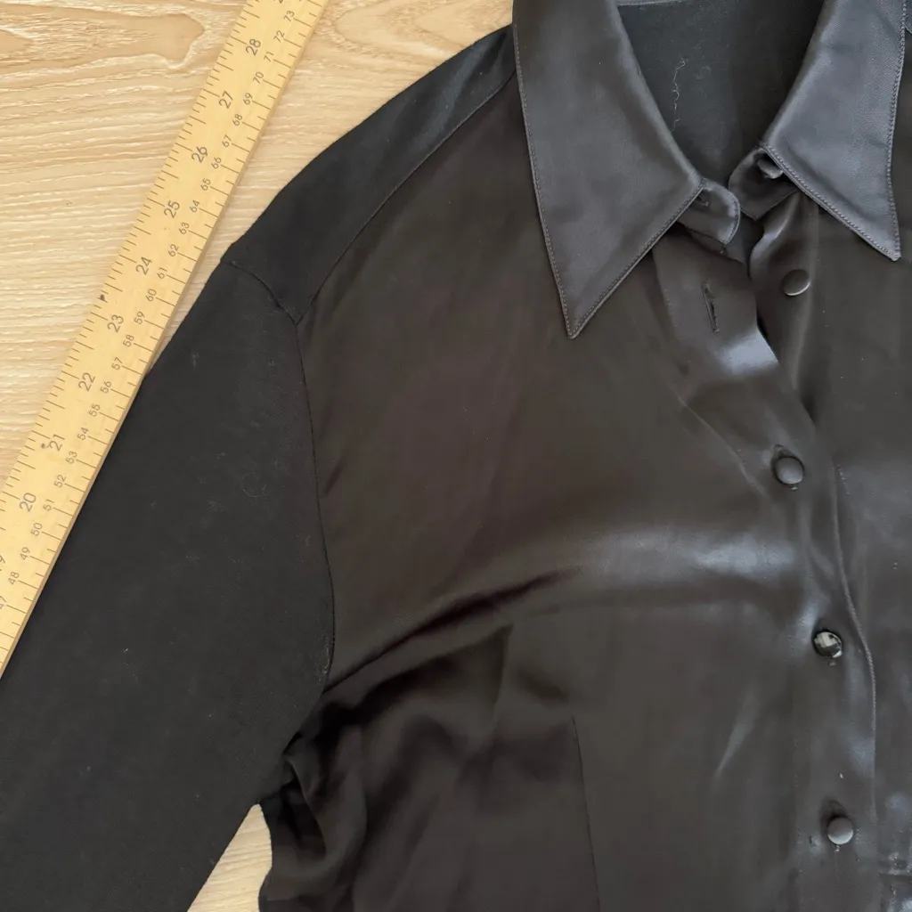 Iceberg 44 US Medium Large Button Up Long Sleeve Shirt Black Virgin Wool Office - Image 9