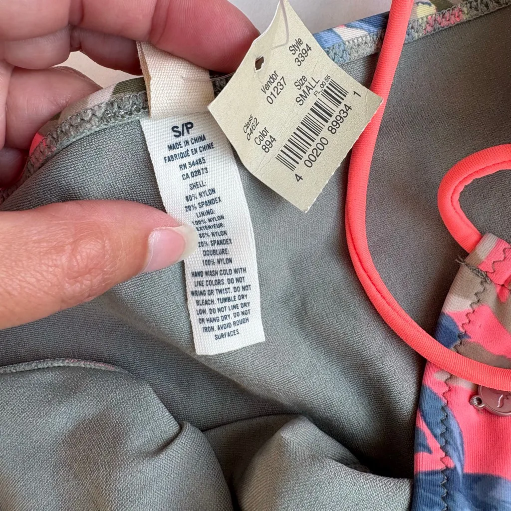 Women's American Eagle Tropical palm floral print Bikini Set Pink Floral Size S - Image 14