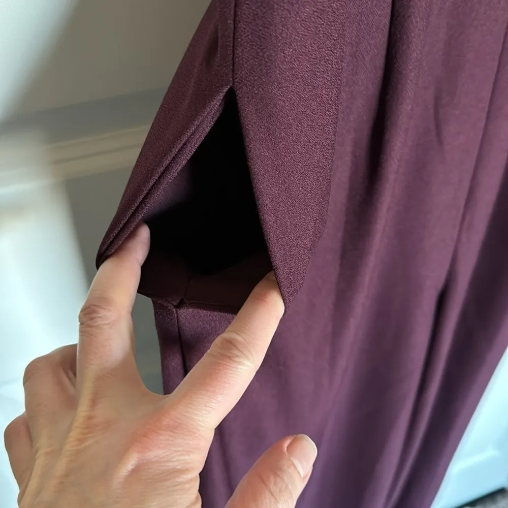 LEITH full length maroon v neck jumpsuit size small - Image 3