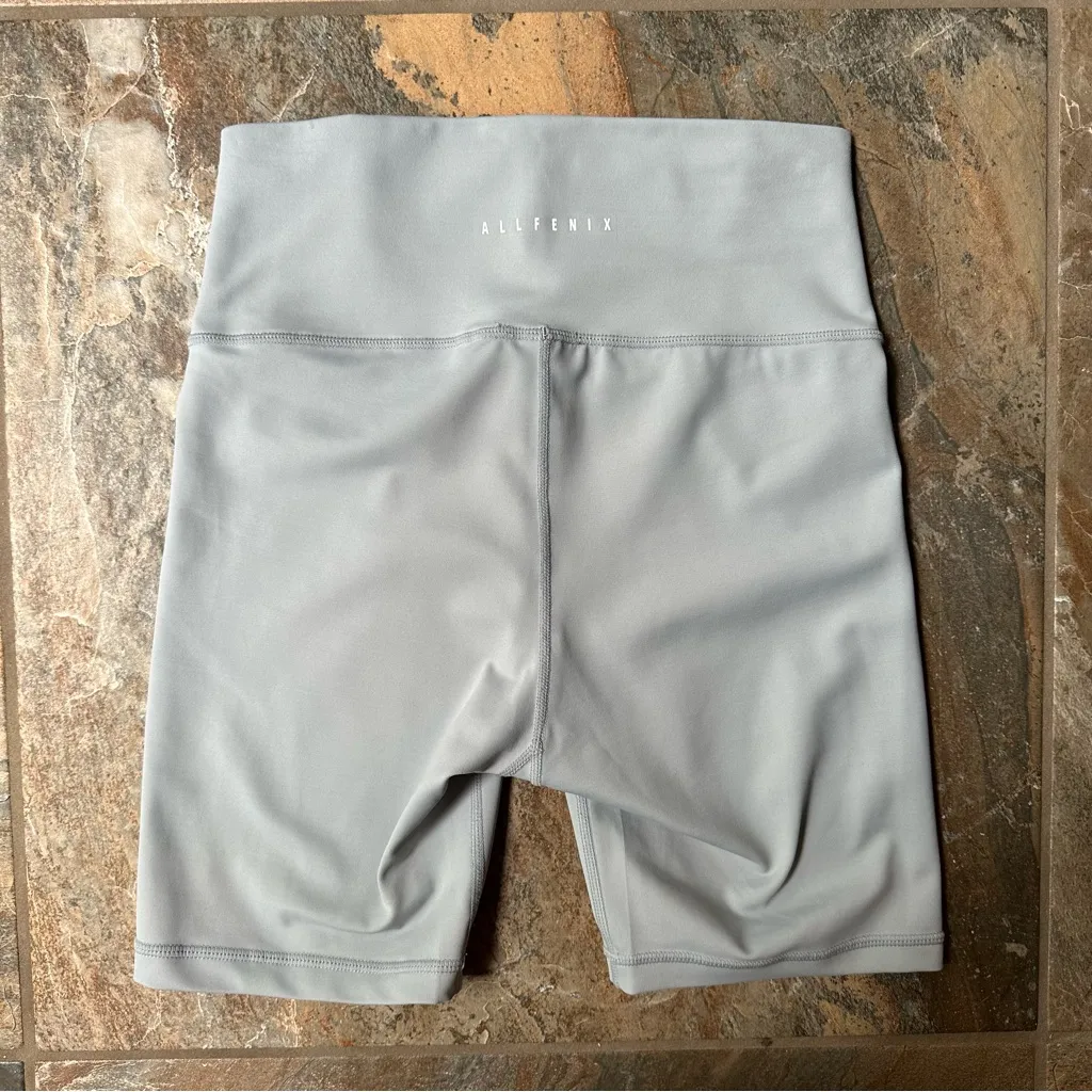 All Fenix Biker Shorts Athletic Shorts Women's Size Small Icy Blue Gray - Image 2