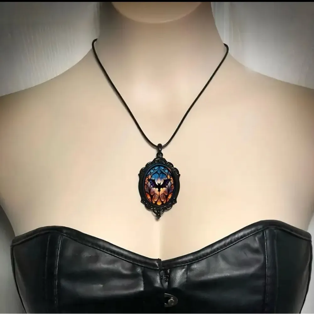 Vintage Gothic Halloween Pendant Bat Pendant Necklace Black - Image 3