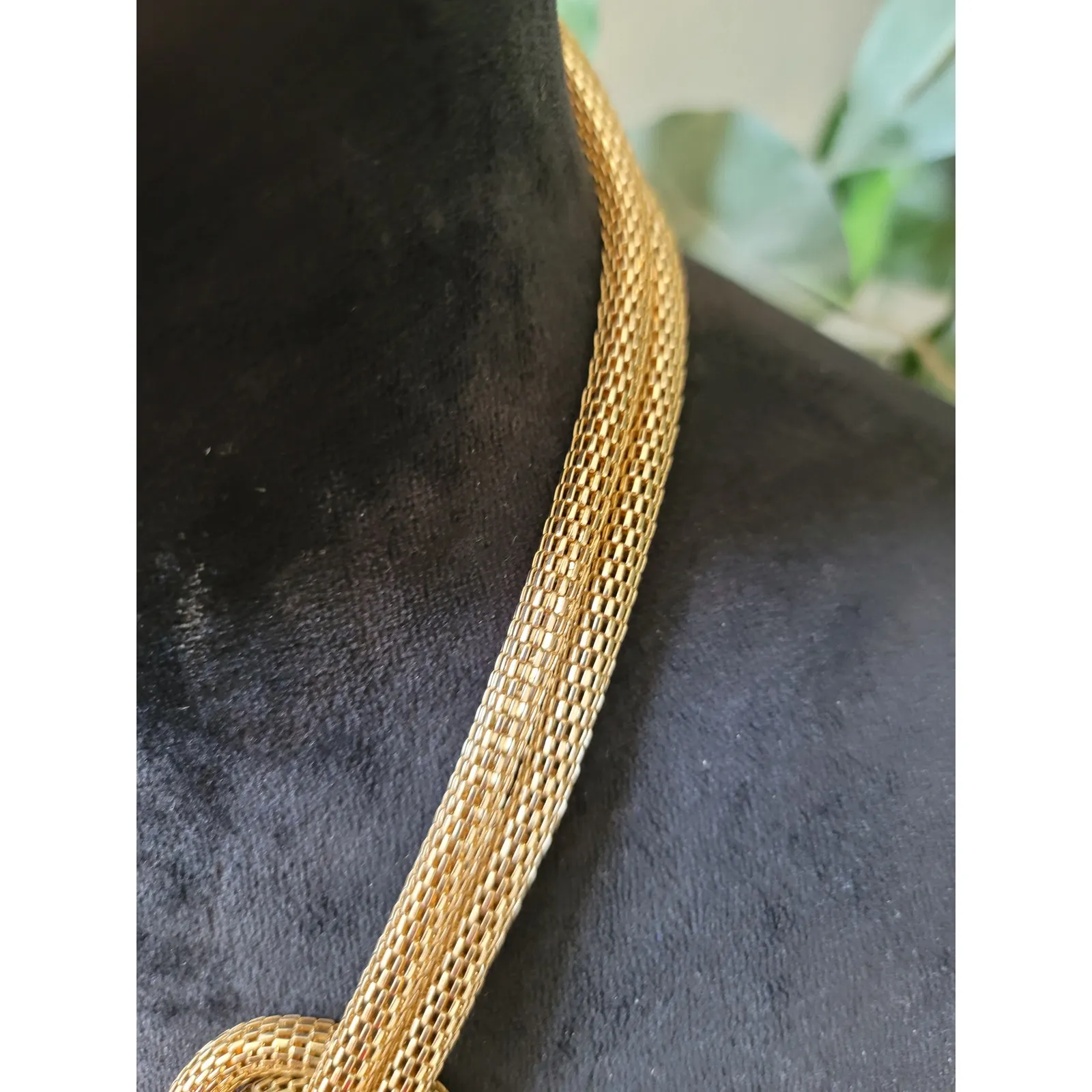 Women's Gold Mesh Knot Statement Necklace With Lobster Clasp Elegant Jewelry - Image 5