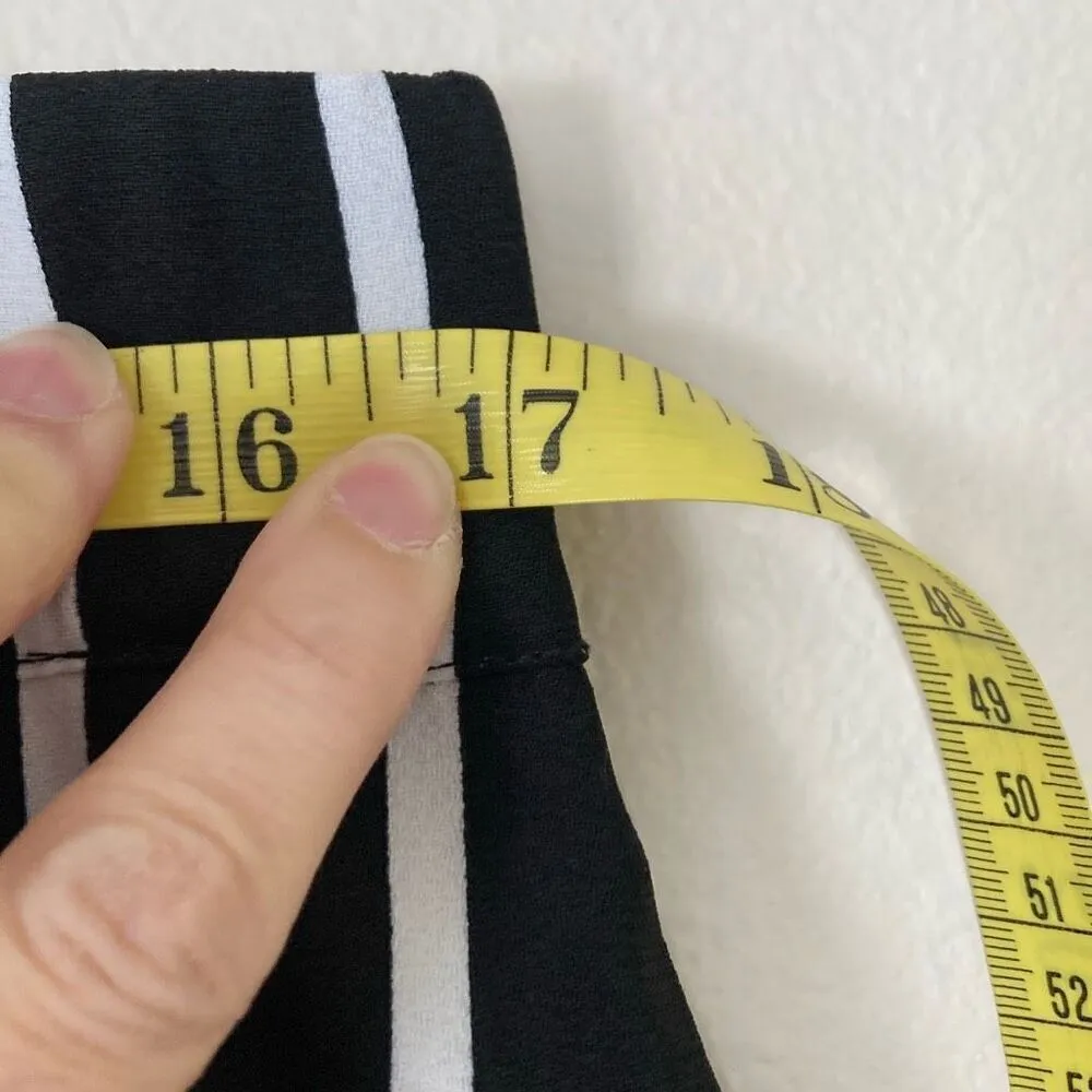 INC International Concepts Cropped Slacks/Pant with Tie Front Size Medium (C18) Black - Image 3