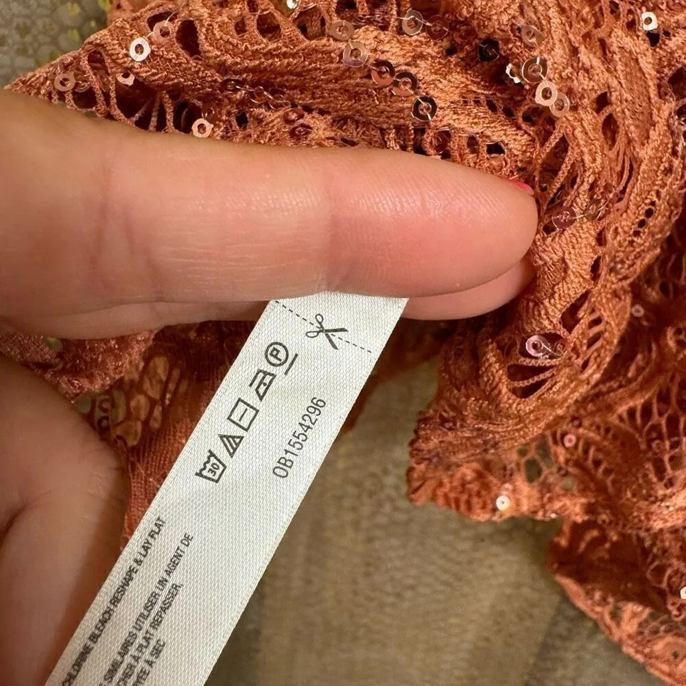 Free People Best Idea Rose Sequin Lace Cropped Handkerchief Hem Cami Small - Image 8