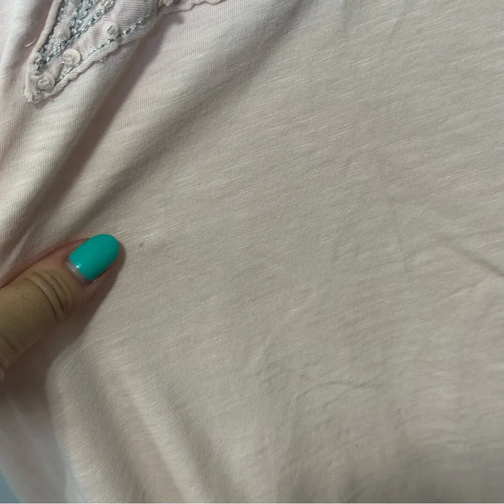 Bass Light Pink Seashell Embroidered Tee Size L - Image 5