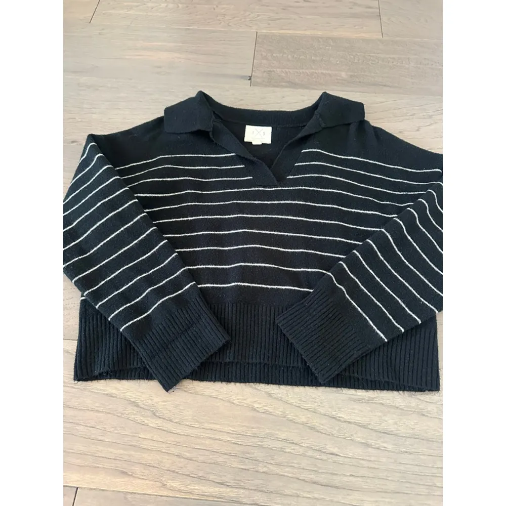 Women's Knit Collared Sweater Black White Striped XL - Image 4