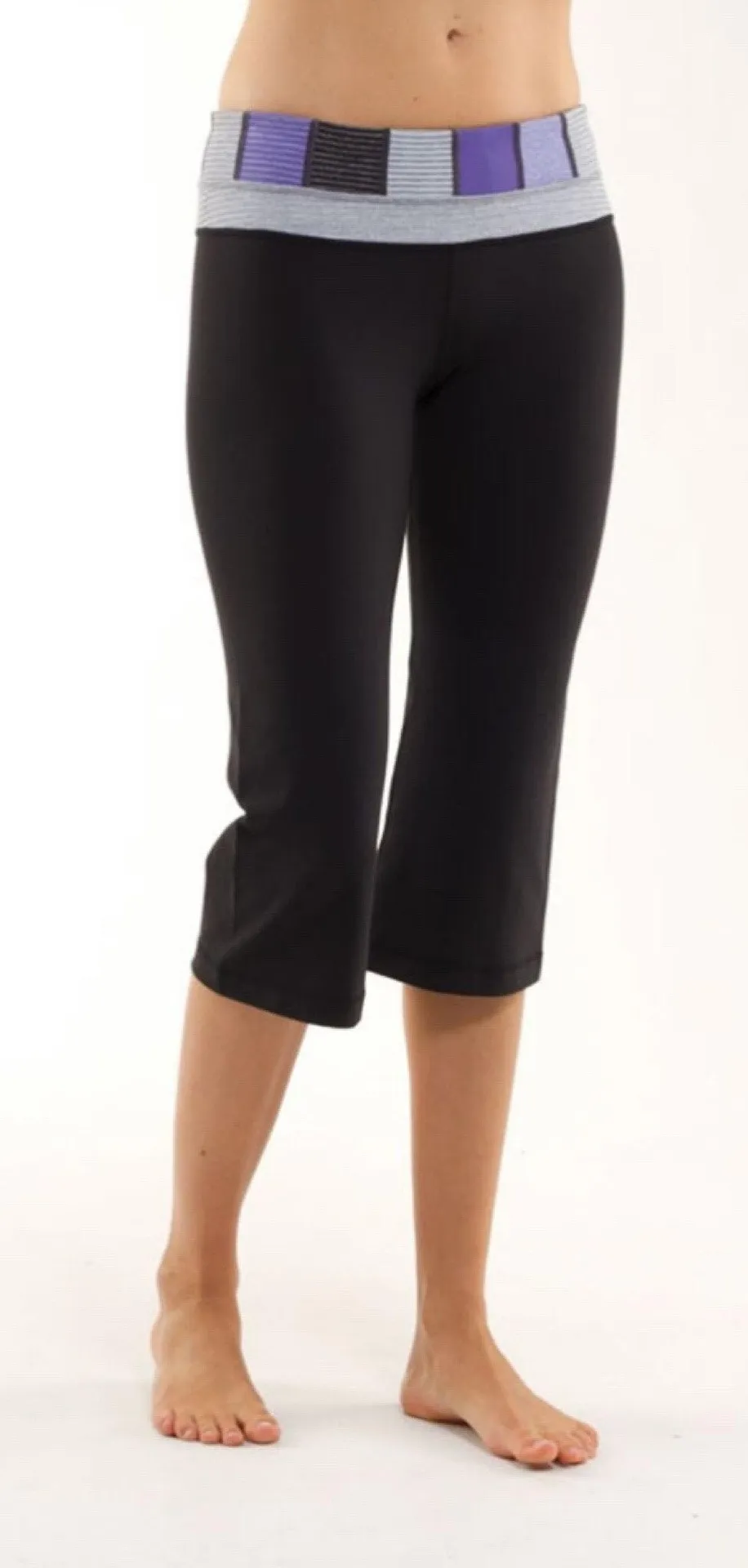 Lululemon Groove Reversible Leggings - Image 2