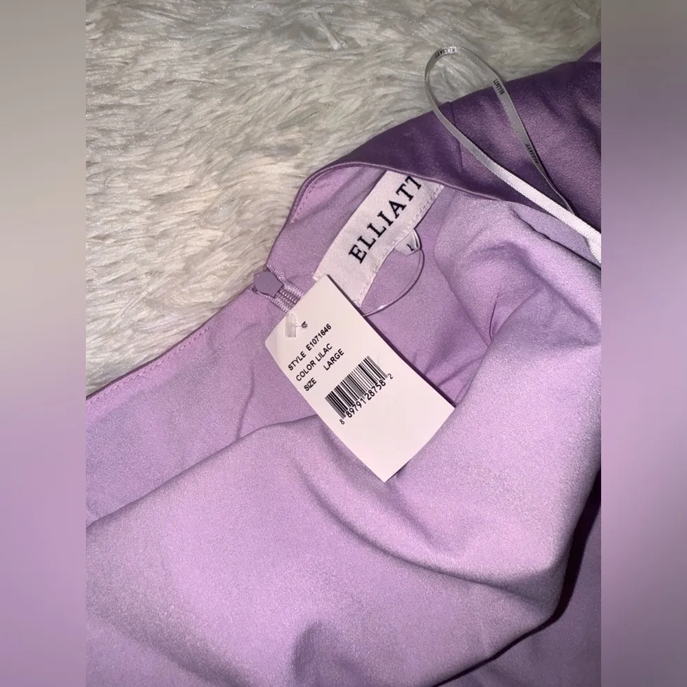 NWOT Elliatt Camo Asymmetric Satin Cocktail Dress in Lavender Sz L - Image 5