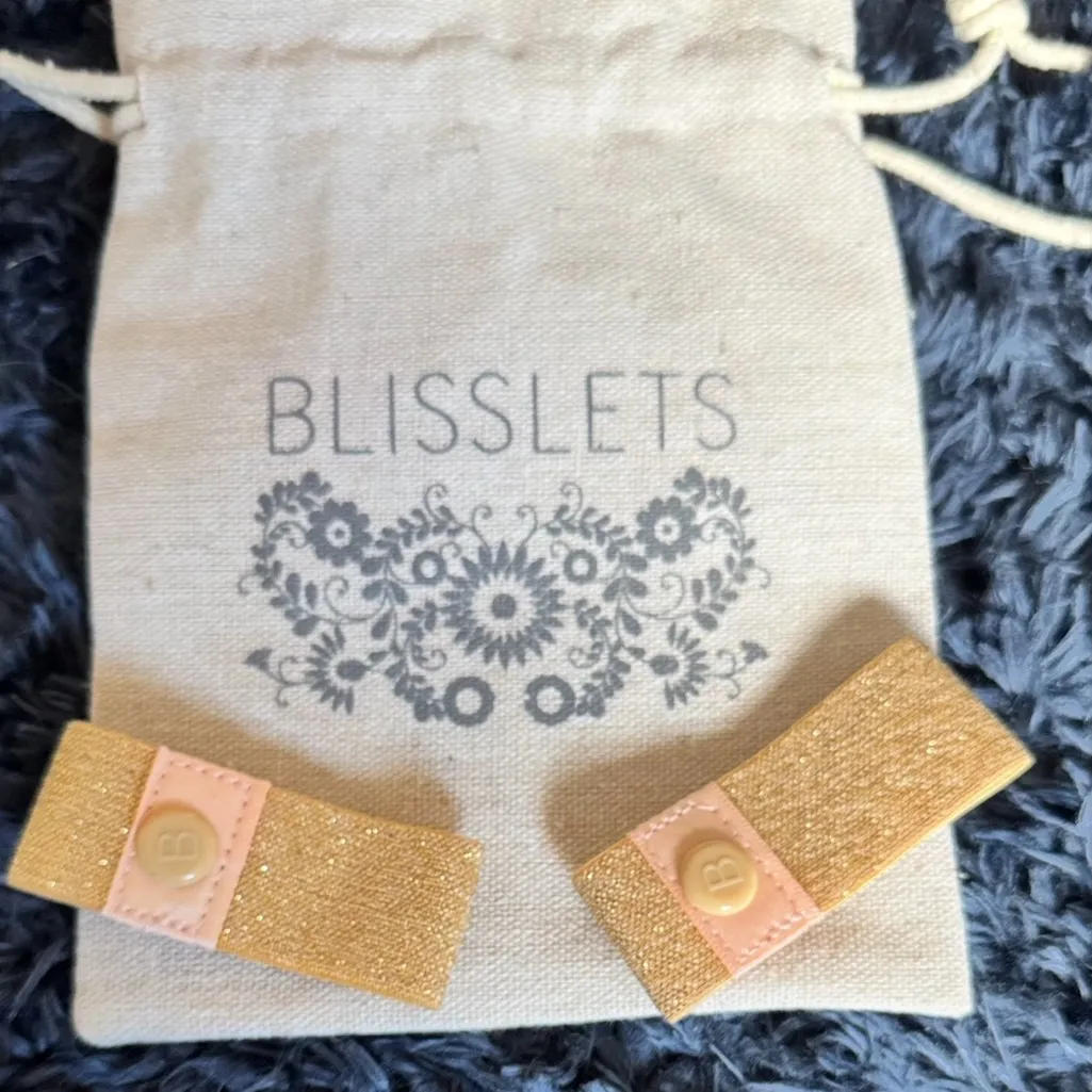 BLISSLETS NAUSEA & ANXIETY RELIEF BRACELETS Gold - Image 7