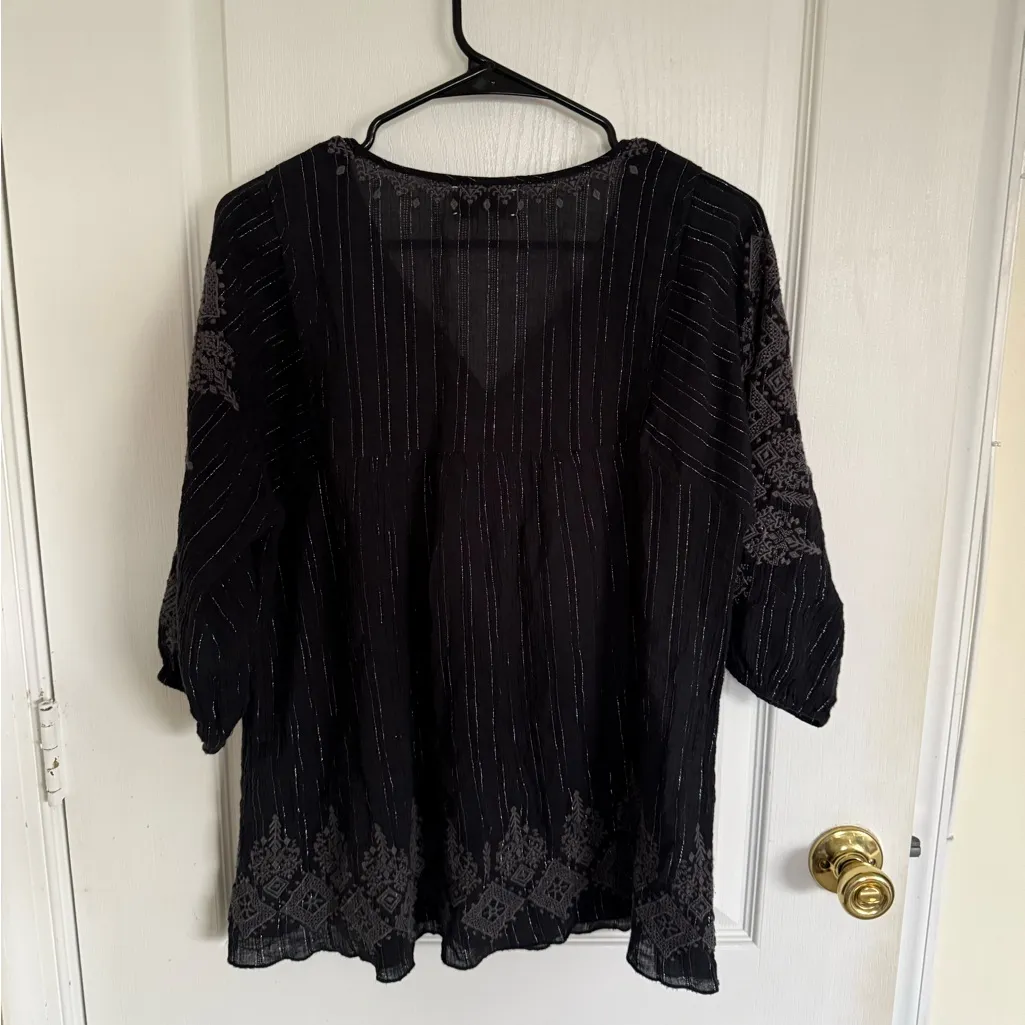 Johnny Was Jade Devaki Black Metaalic Embroidered tunic - Image 2
