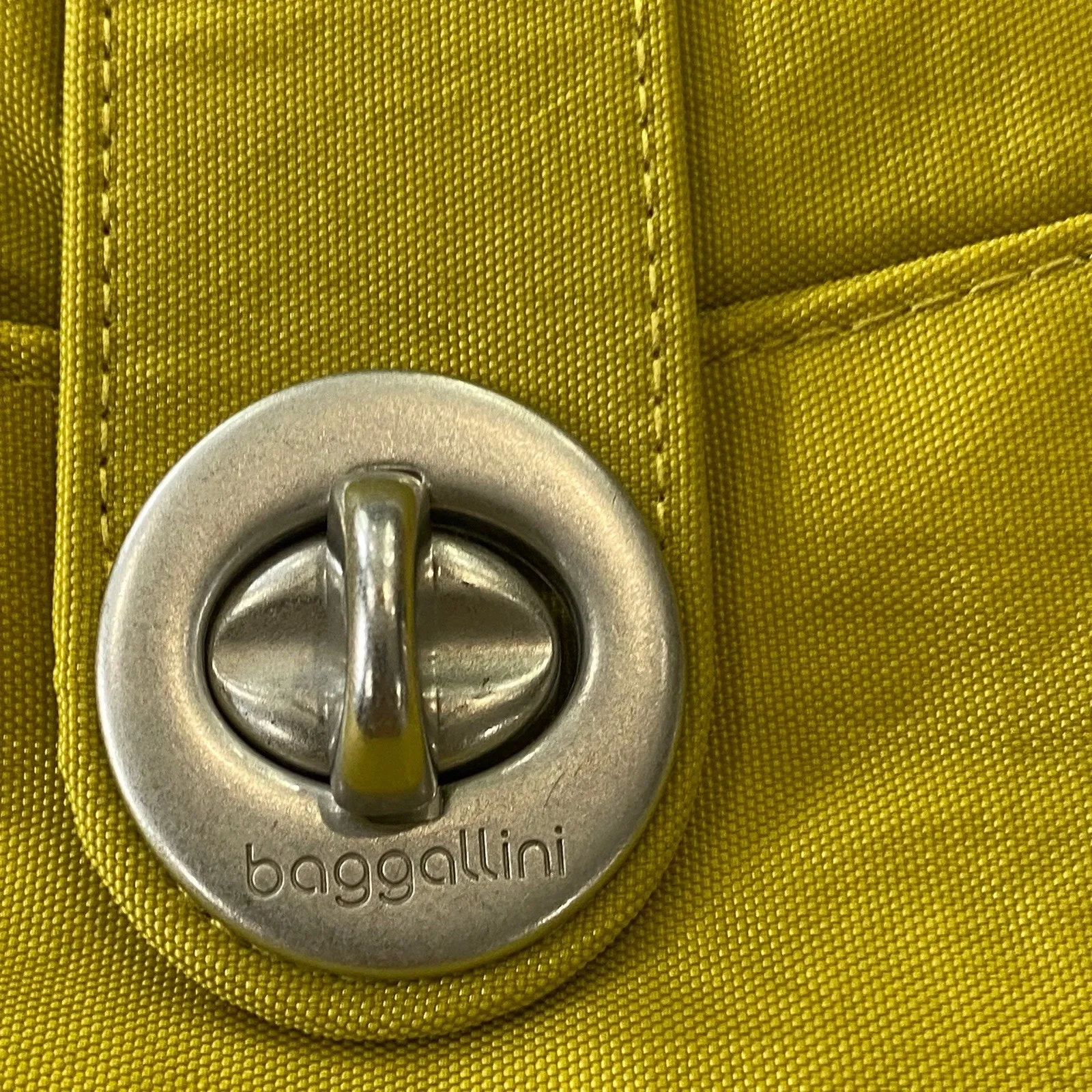 Baggallini Helsinki Crossbody Shoulder Travel Organizer Large Hobo Bag Nylon - Image 5