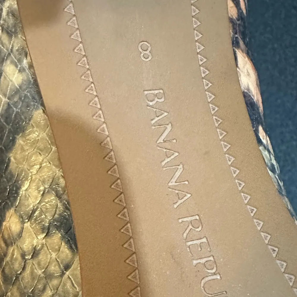 Banana Republic Madison 12-hour Pump Pink & Grey Snake Skin Print Heels Women’s - Image 10