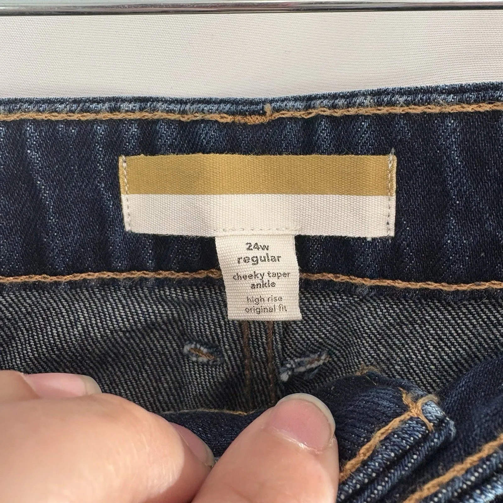 Goldie Blues Jeans Womens 24W Blue Stretch Denim Cheeky Taper Ankle Raw Hem NWT - Image 4