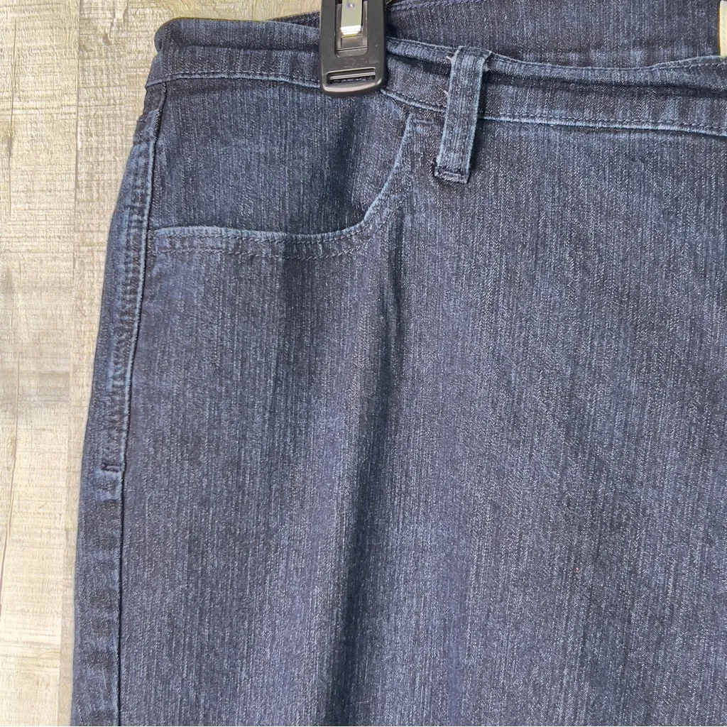 Old Navy The Flirt Size 16 Dark Blue Bootcut Jeans - Image 7